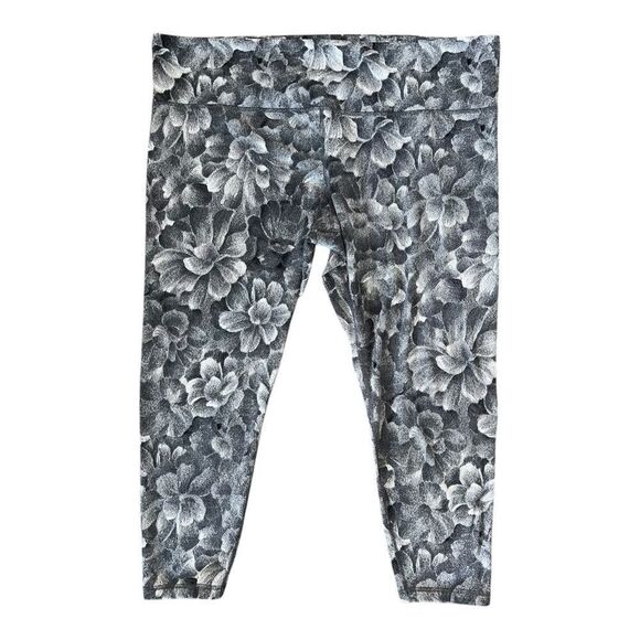 Athleta Elation Textured Tight Chakra Floral Black Seasalt Gray Plus 3X NWOT - Picture 2 of 5